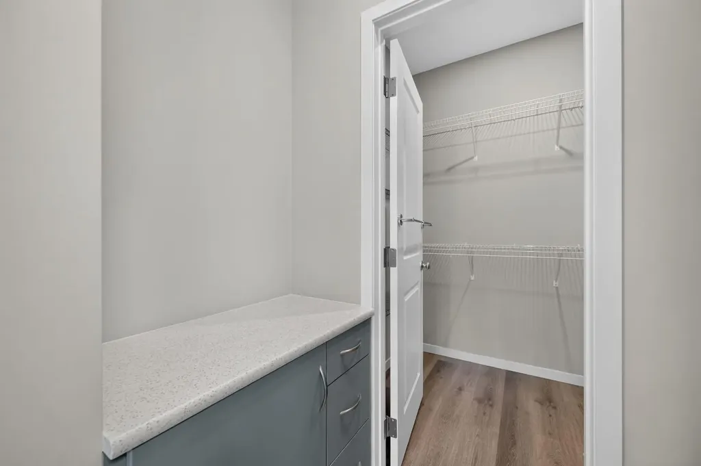 156 Belmont Boulevard SW Calgary AB T2X4W1