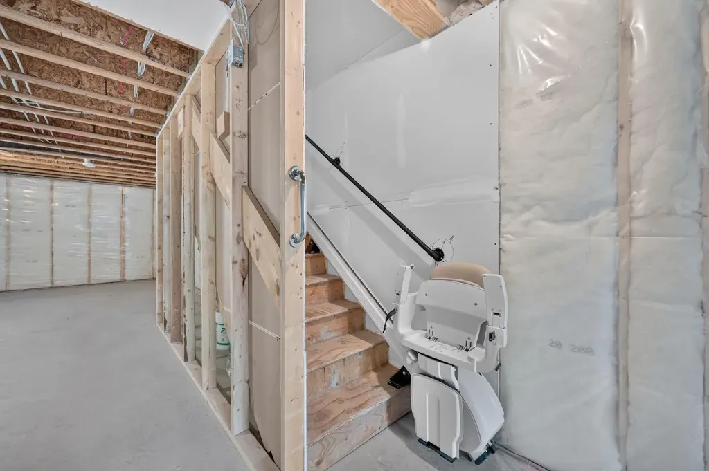 156 Belmont Boulevard SW Calgary AB T2X4W1