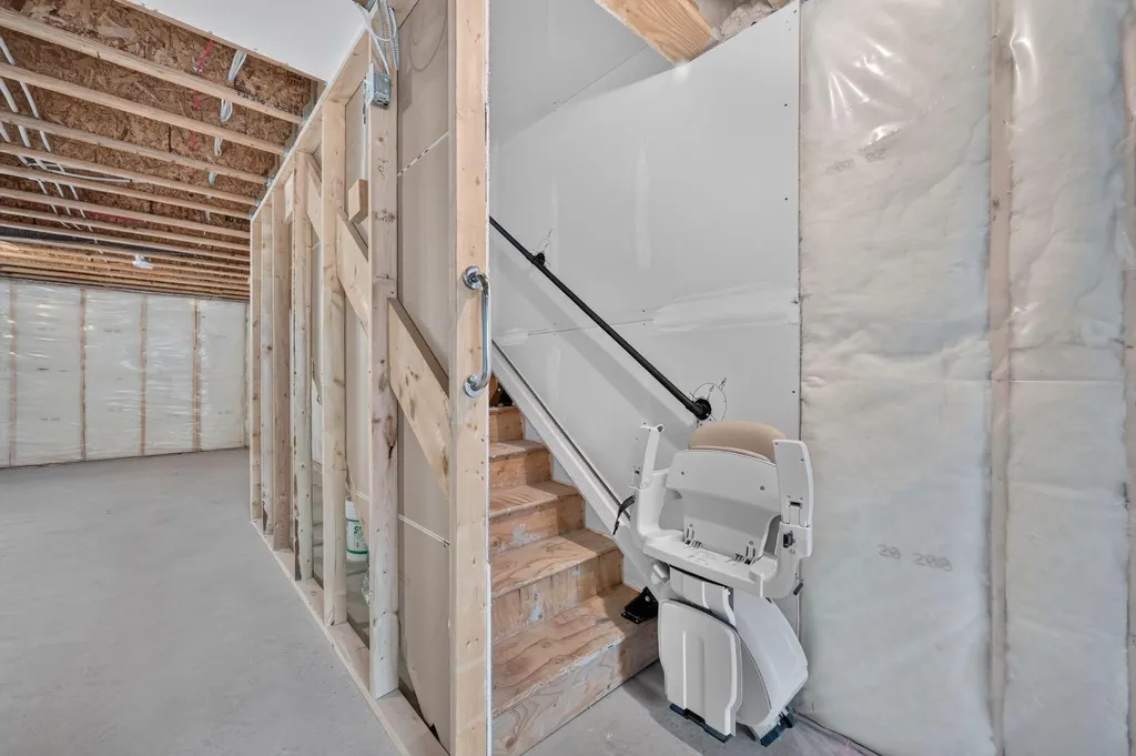 156 Belmont Boulevard SW Calgary AB T2X4W1