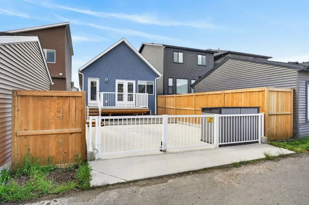156 Belmont Boulevard SW Calgary AB T2X4W1