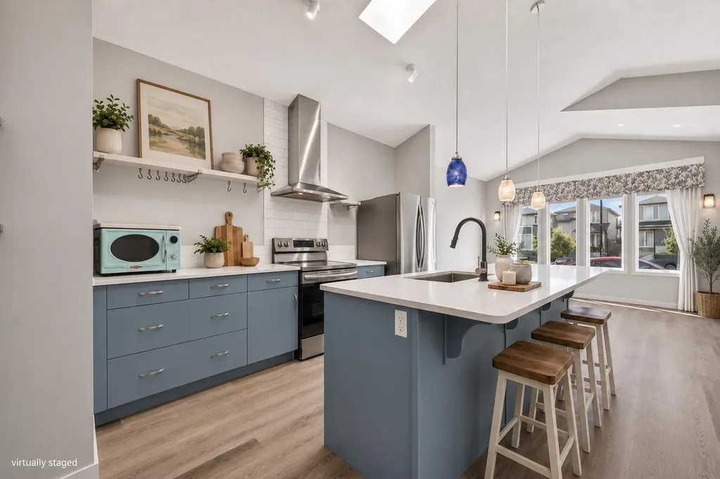 156 Belmont Boulevard SW Calgary AB T2X4W1