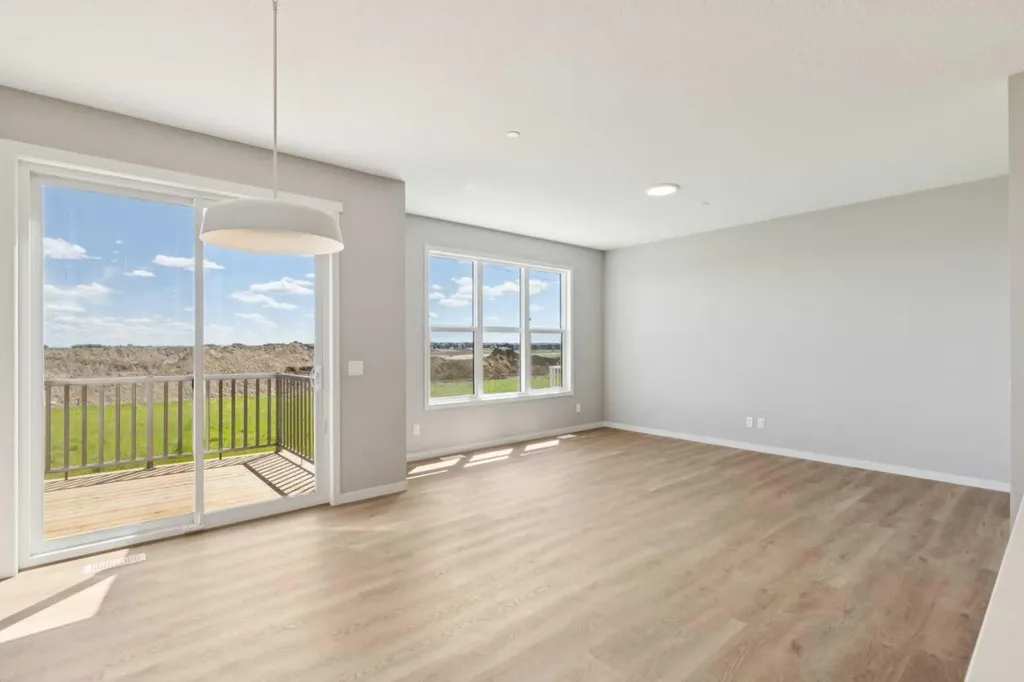 386 Hotchkiss Manor SE Calgary AB T3S 0J9