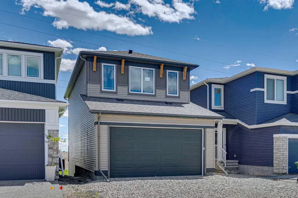 386 Hotchkiss Manor SE Calgary AB T3S 0J9