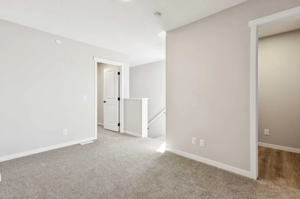79 Hotchkiss Way SE Calgary AB T3S 0V2