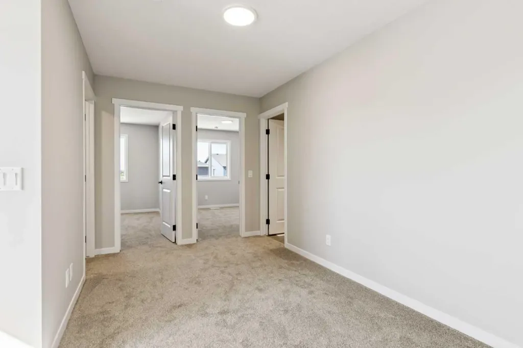 79 Hotchkiss Way SE Calgary AB T3S 0V2