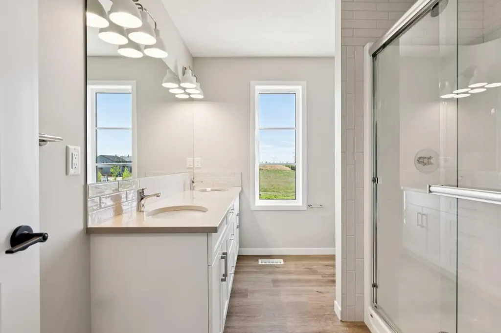 79 Hotchkiss Way SE Calgary AB T3S 0V2