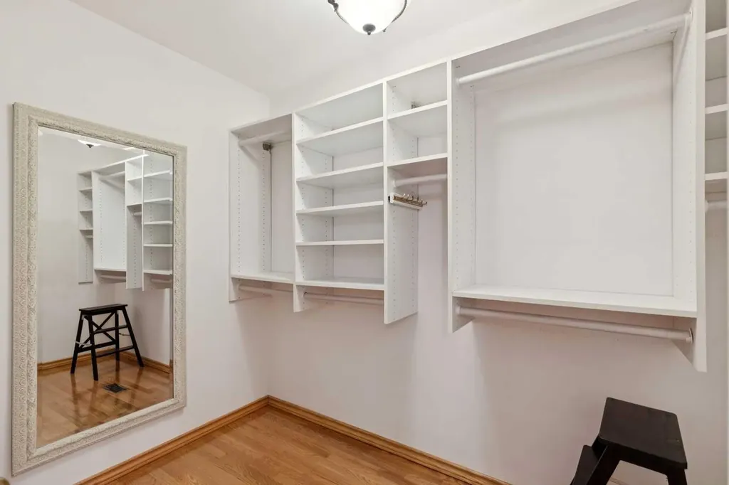 228 Brookgreen Drive SW Calgary AB T2W 2T8