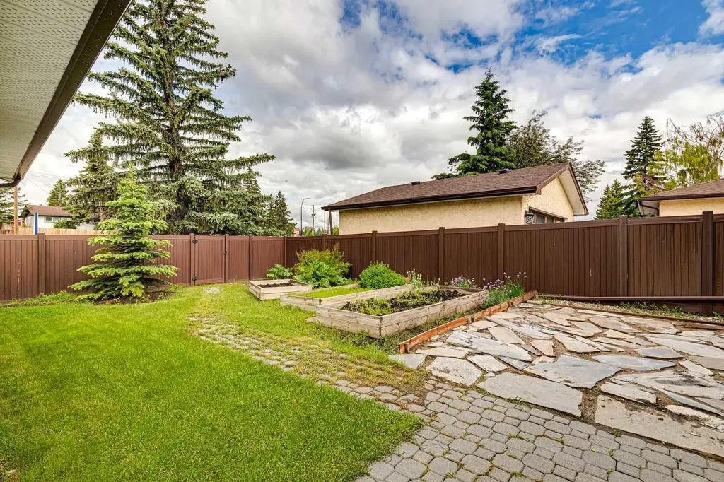 228 Brookgreen Drive SW Calgary AB T2W 2T8