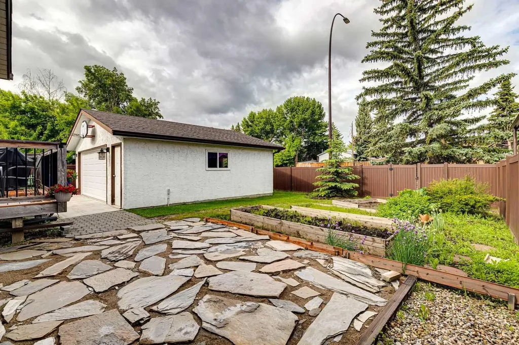 228 Brookgreen Drive SW Calgary AB T2W 2T8