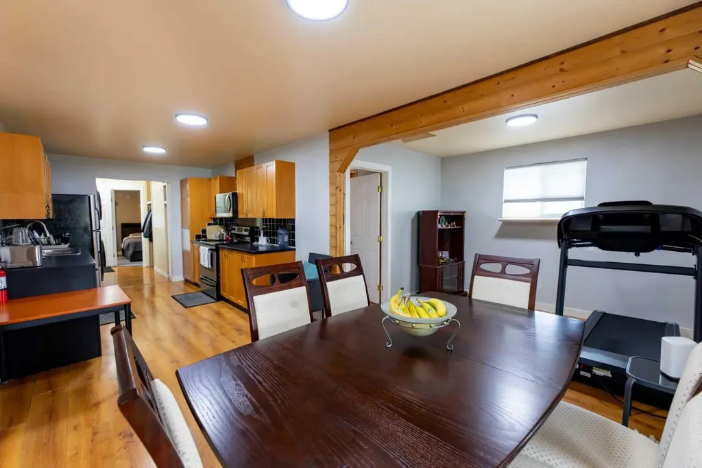 114 Poboktan Road Hinton AB T7V 1G6