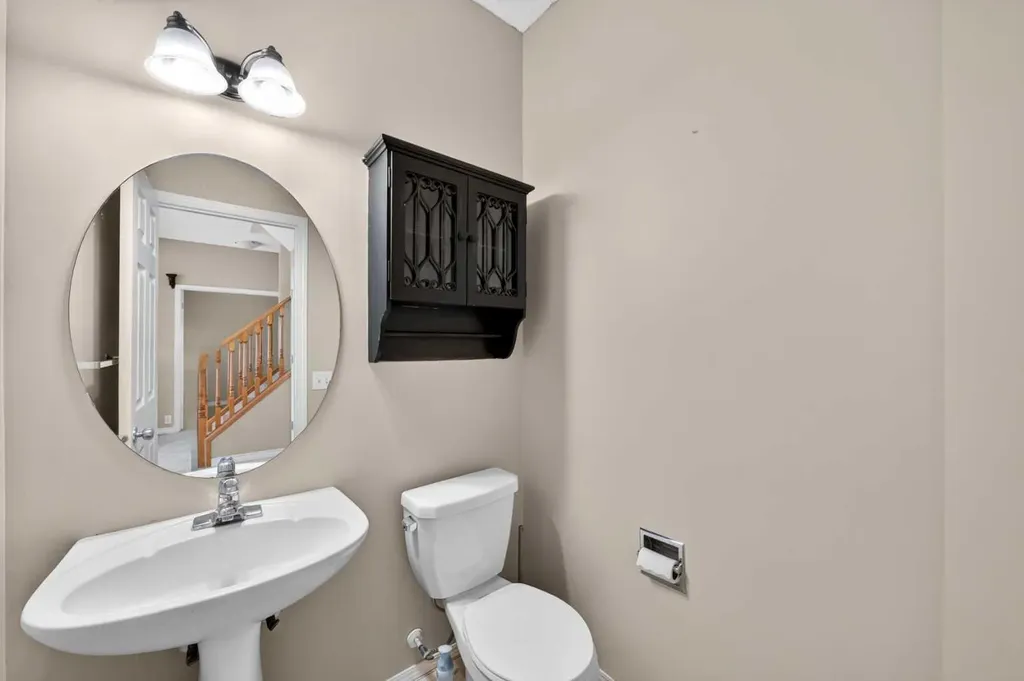 37 Tuscany Meadows Common NW Calgary AB T3L 2L3