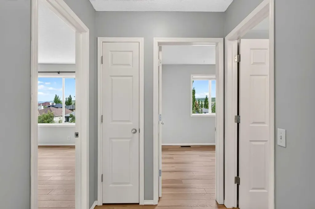 37 Tuscany Meadows Common NW Calgary AB T3L 2L3