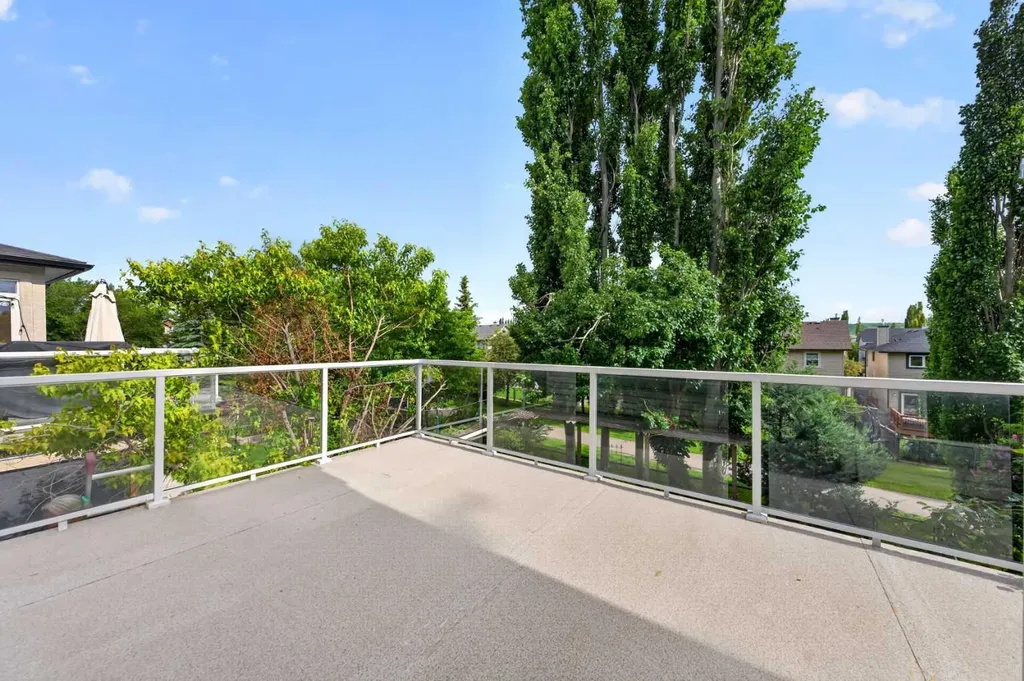 37 Tuscany Meadows Common NW Calgary AB T3L 2L3