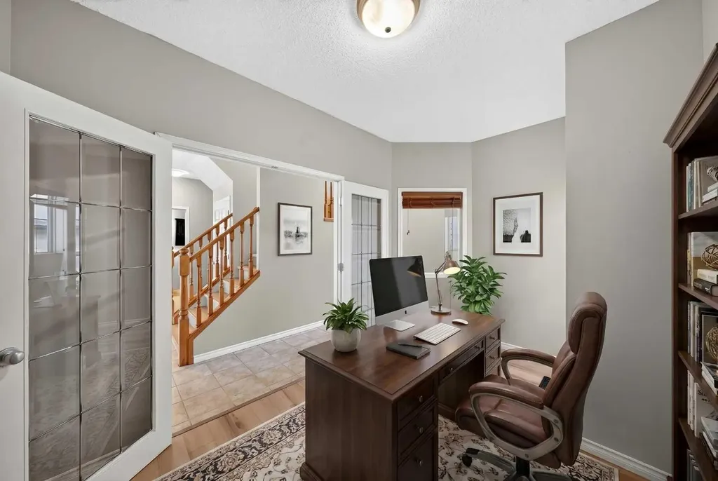 37 Tuscany Meadows Common NW Calgary AB T3L 2L3