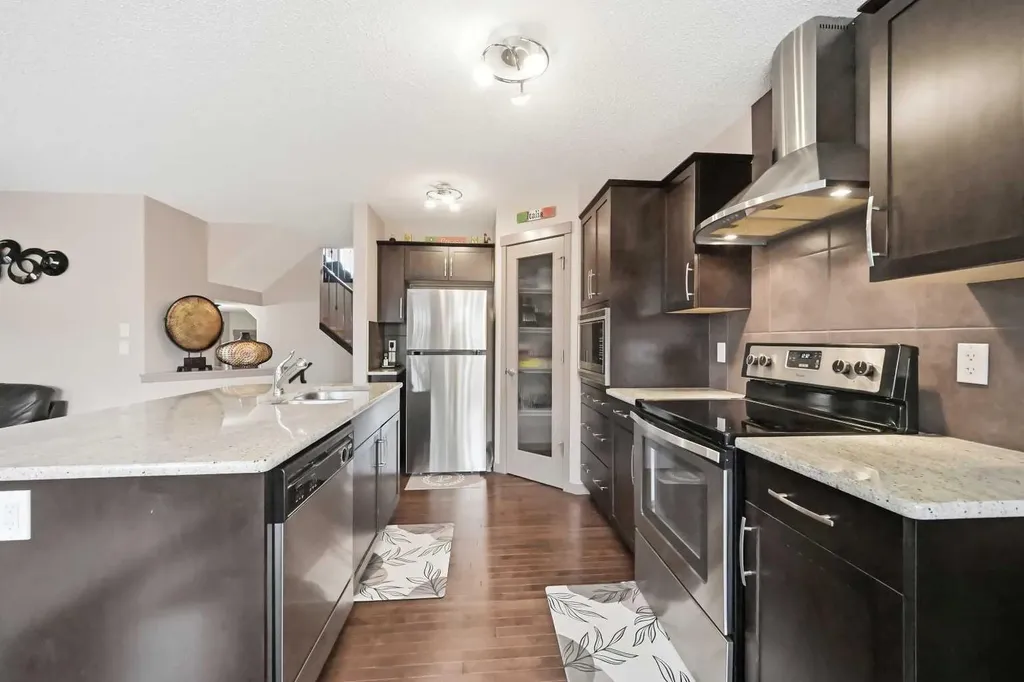 28 Skyview Shores Terrace NE Calgary AB T3N 0C7