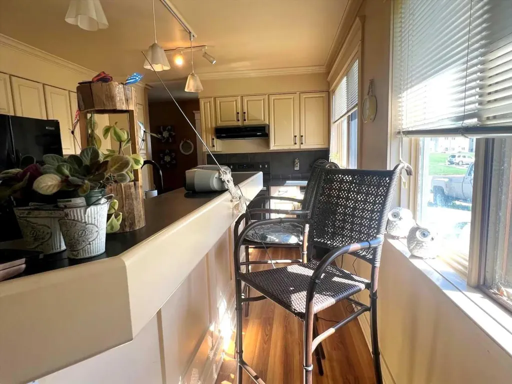953 Columbia Boulevard W Lethbridge AB T1K 4M4