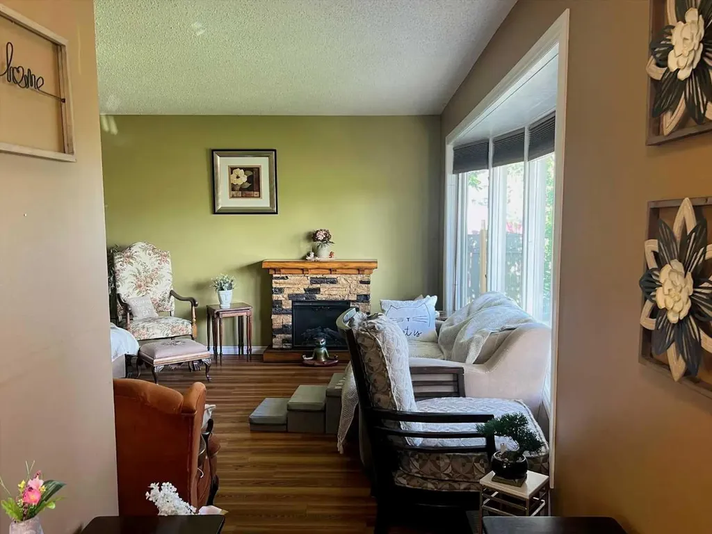 953 Columbia Boulevard W Lethbridge AB T1K 4M4