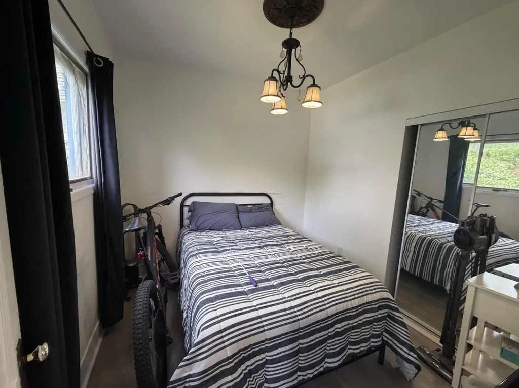 301 2 Street E Drumheller AB T0J 0Y3