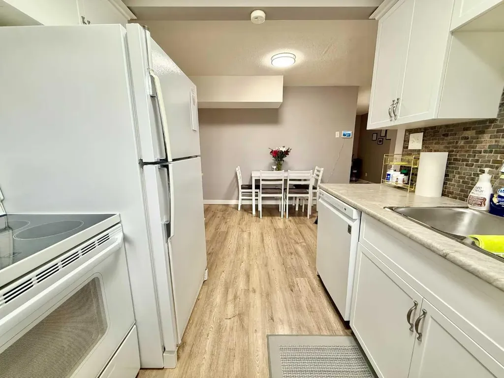 115 Lafayette Boulevard W Lethbridge AB T1K 4B9