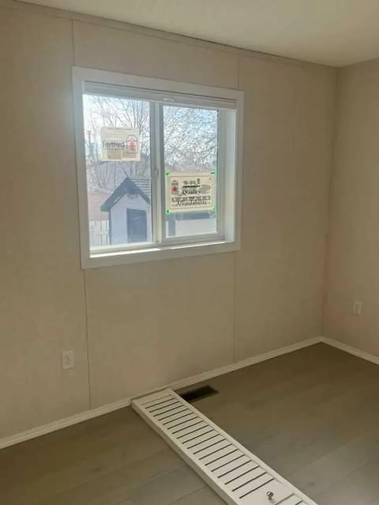 4922 Womacks Road Blackfalds AB T0M 0J0