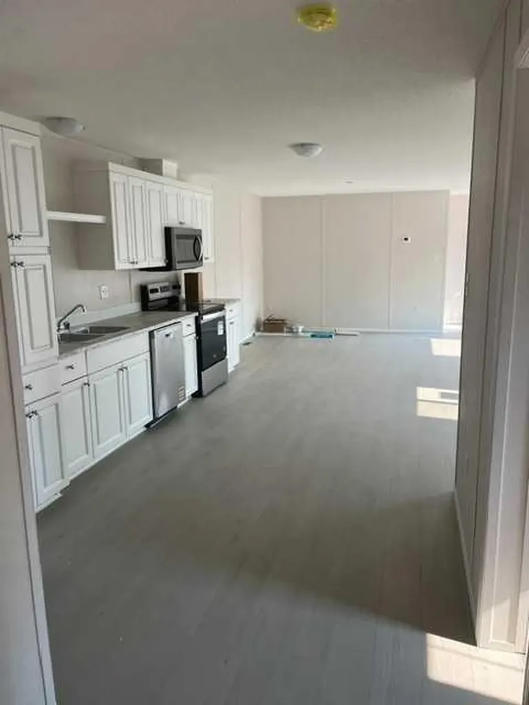 4922 Womacks Road Blackfalds AB T0M 0J0