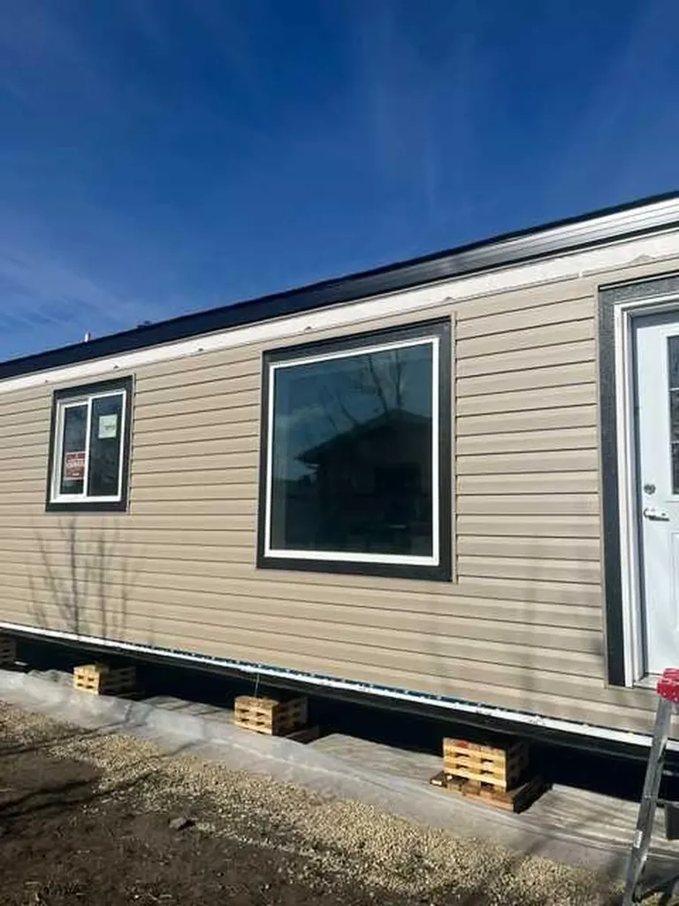 4922 Womacks Road Blackfalds AB T0M 0J0