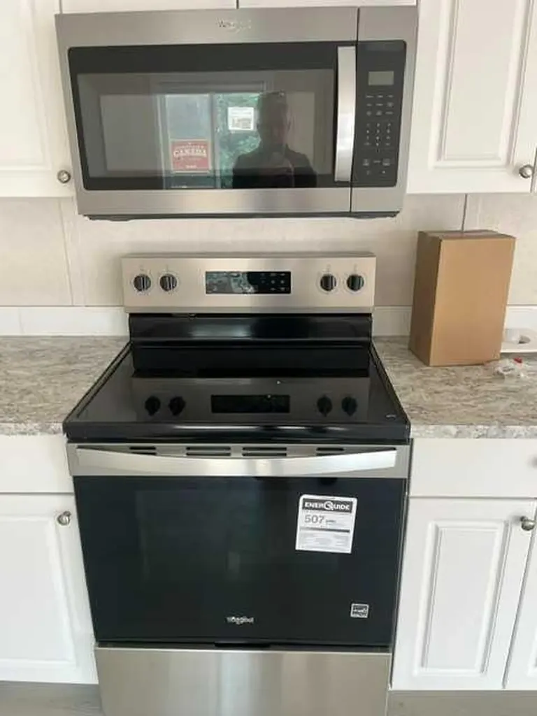 4922 Womacks Road Blackfalds AB T0M 0J0