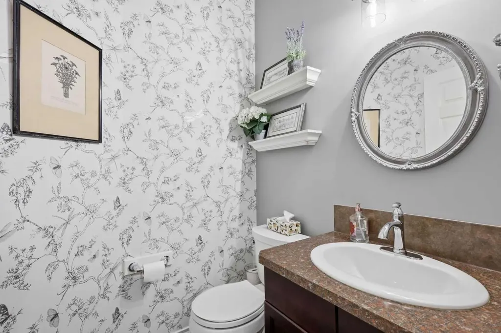 60 Auburn Sound Crescent SE Calgary AB T3M 0E1