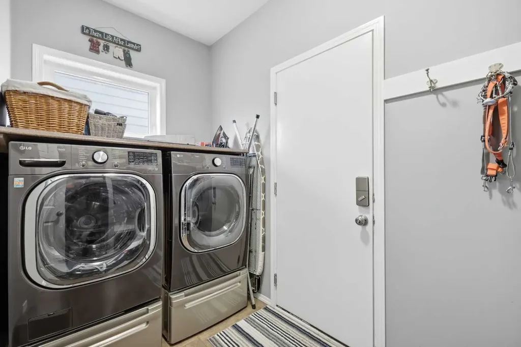 60 Auburn Sound Crescent SE Calgary AB T3M 0E1