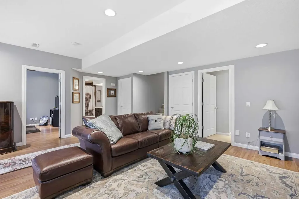 60 Auburn Sound Crescent SE Calgary AB T3M 0E1