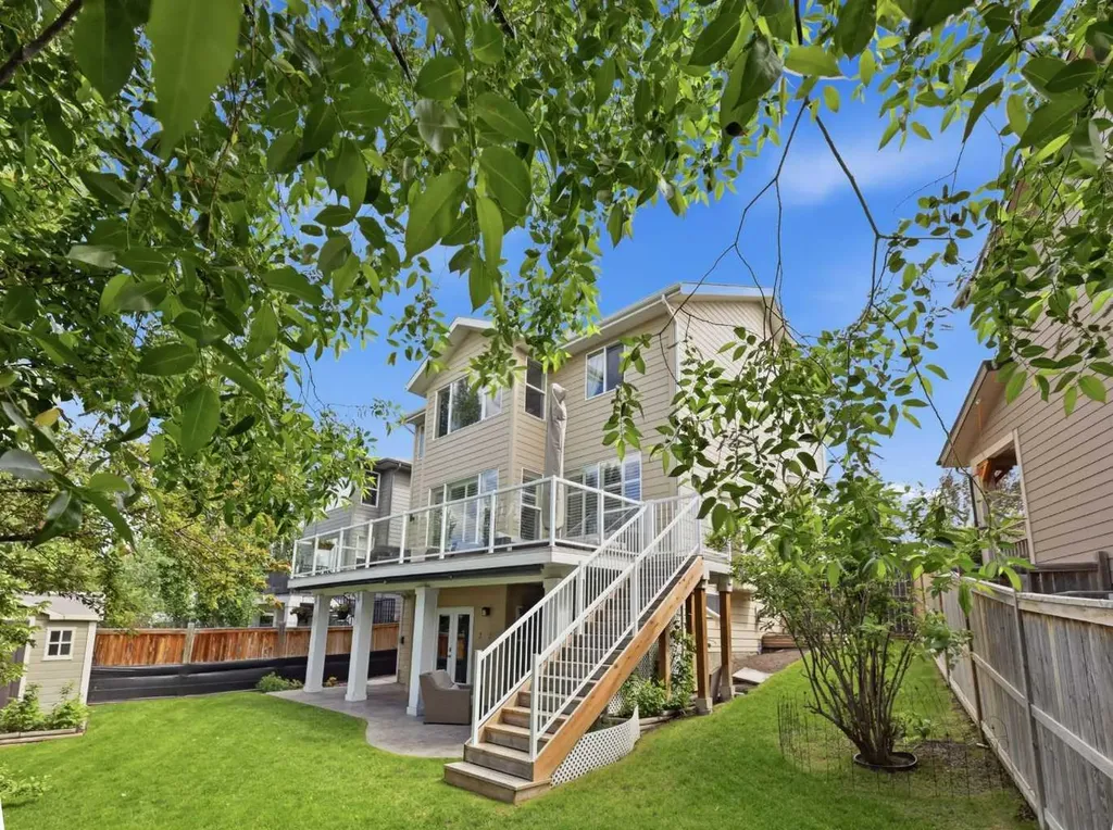 60 Auburn Sound Crescent SE Calgary AB T3M 0E1
