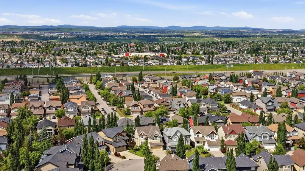 60 Auburn Sound Crescent SE Calgary AB T3M 0E1