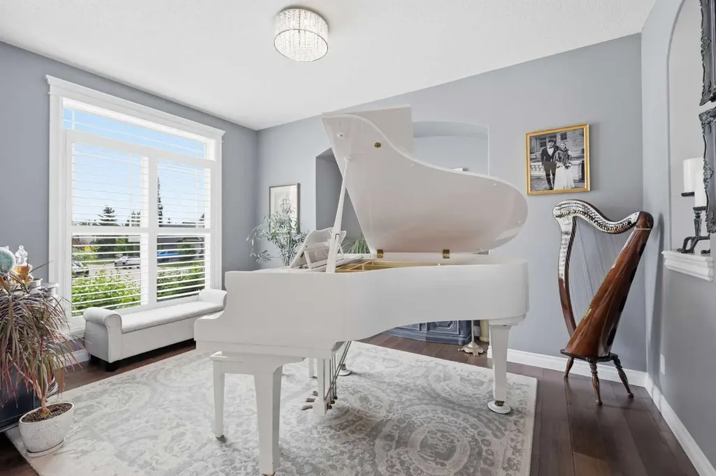 60 Auburn Sound Crescent SE Calgary AB T3M 0E1
