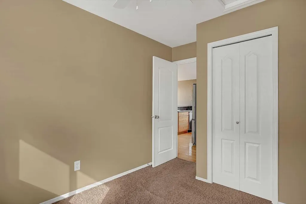 42 Pinnacle Crossing Grande Prairie AB T8W 2X3