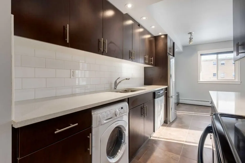 1230 Cameron Avenue SW Calgary AB T2T 0K9