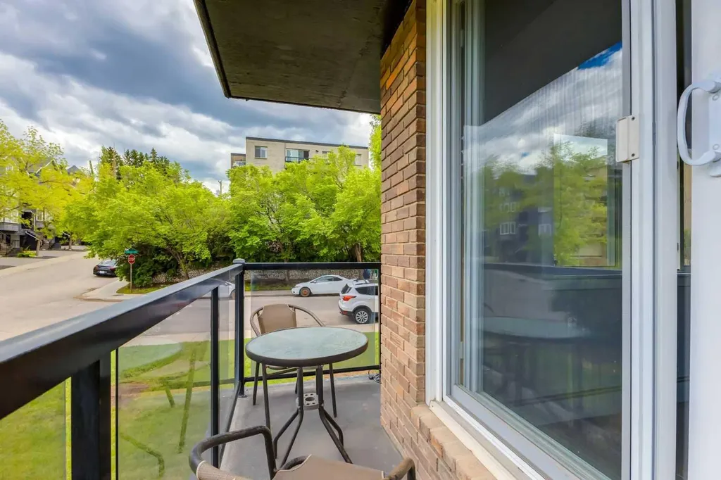 1230 Cameron Avenue SW Calgary AB T2T 0K9