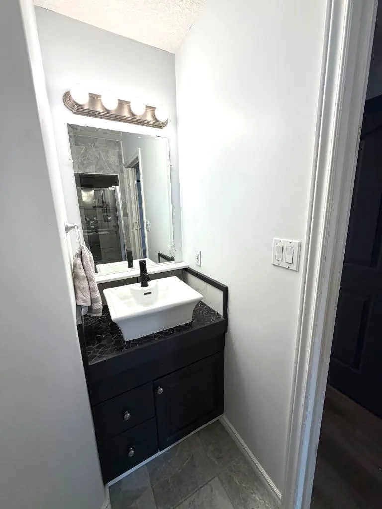 11917 107 Street Grande Prairie AB T8V 7W2