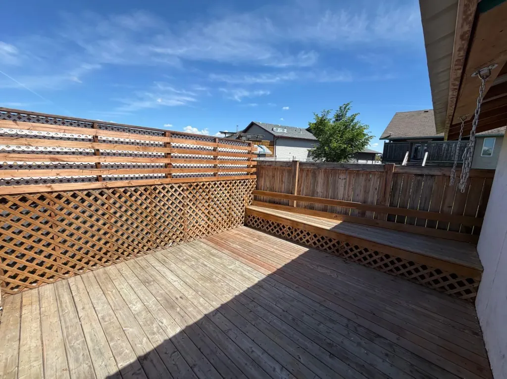11917 107 Street Grande Prairie AB T8V 7W2