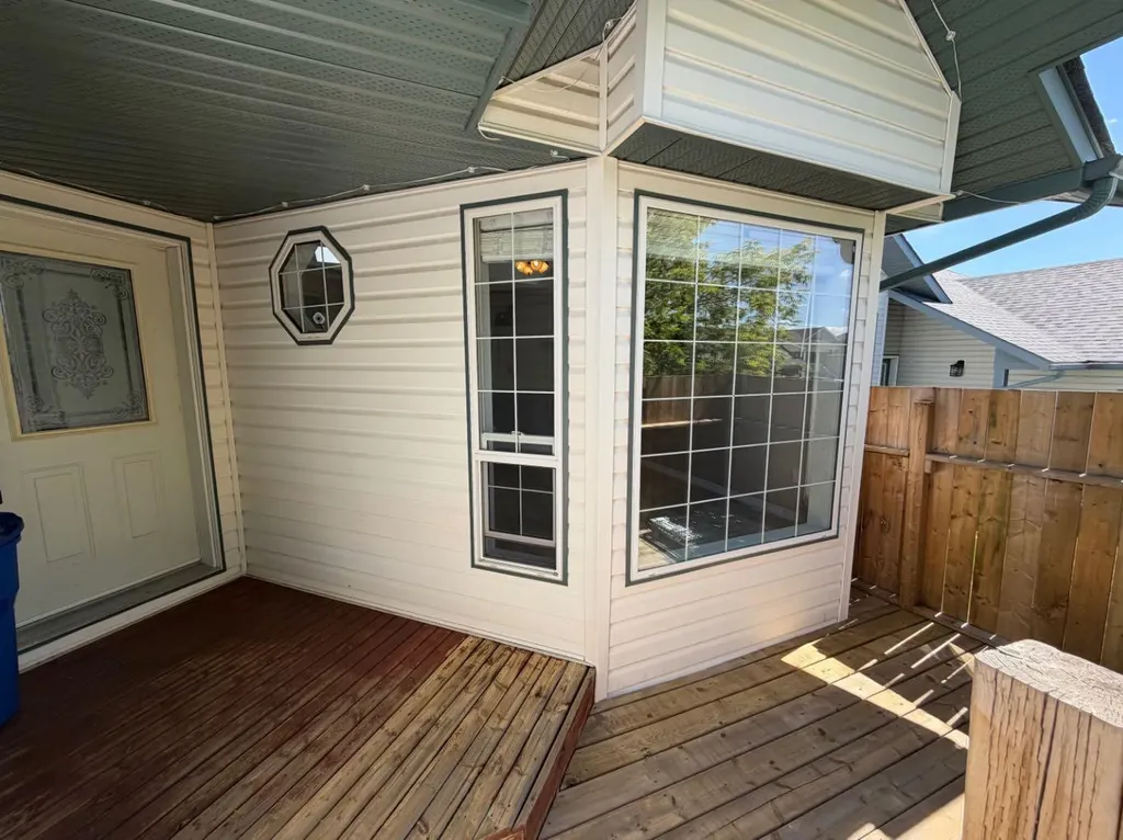 11917 107 Street Grande Prairie AB T8V 7W2