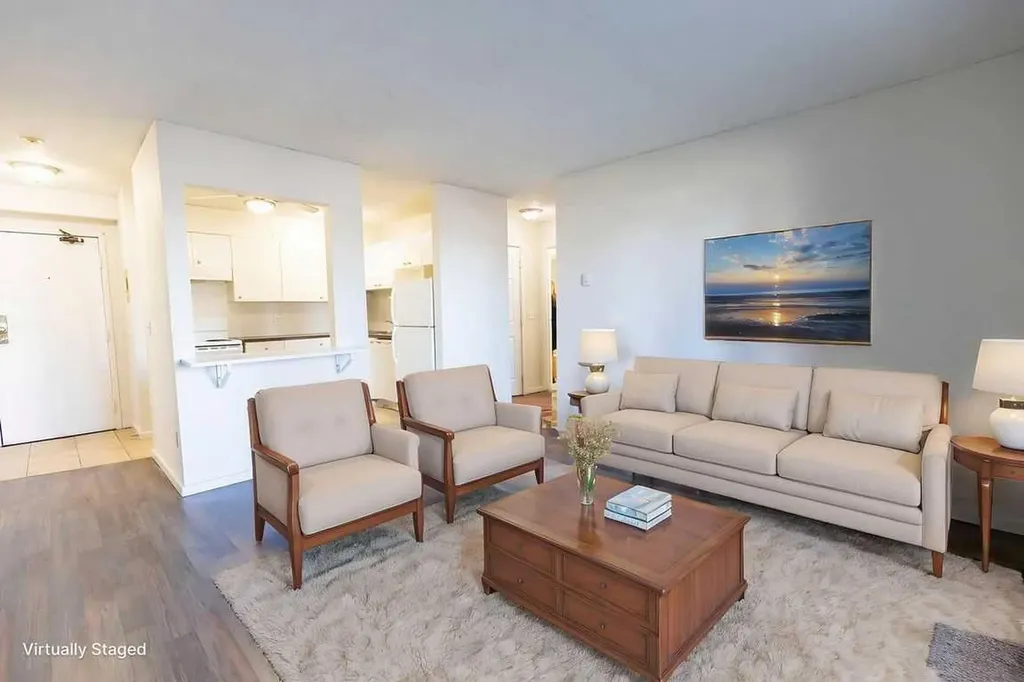216 Doverglen Crescent SE Calgary AB T2B 2P6
