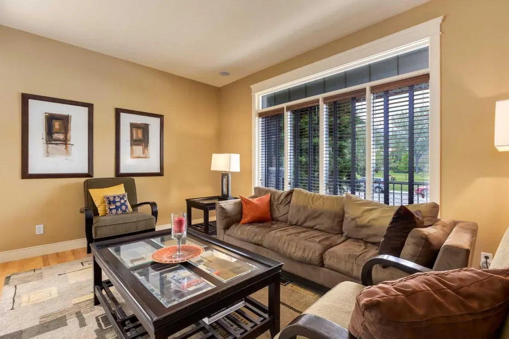 1408 20a Street NW Calgary AB T2N2L3