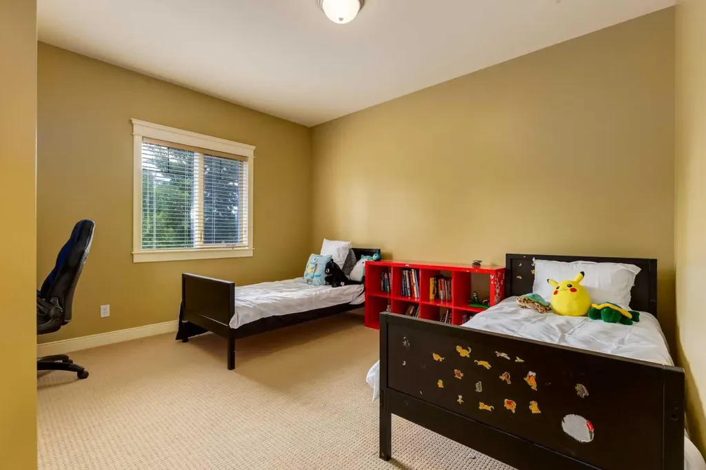 1408 20a Street NW Calgary AB T2N2L3