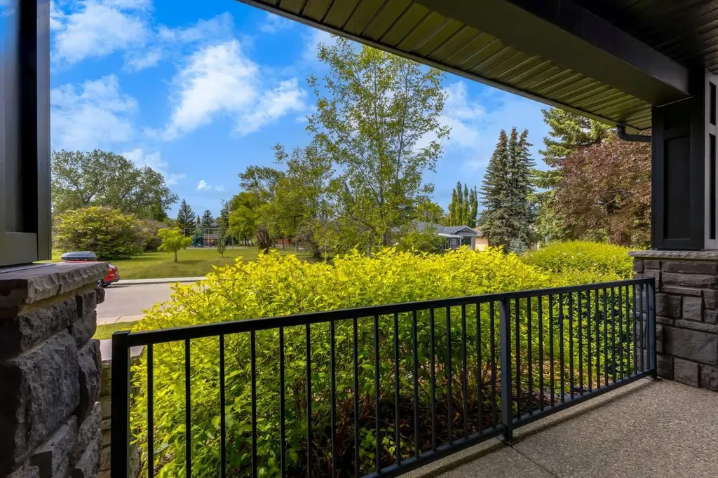 1408 20a Street NW Calgary AB T2N2L3