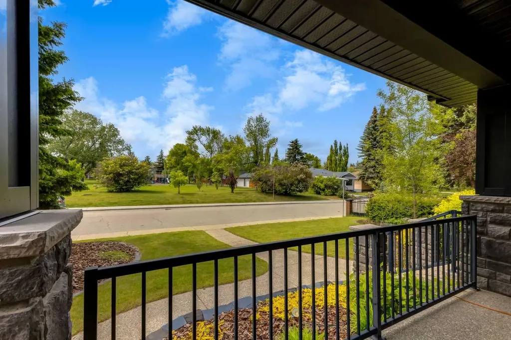 1408 20a Street NW Calgary AB T2N2L3