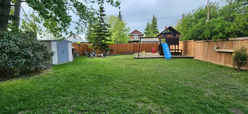 107 6a Beaverlodge AB T0H0C0