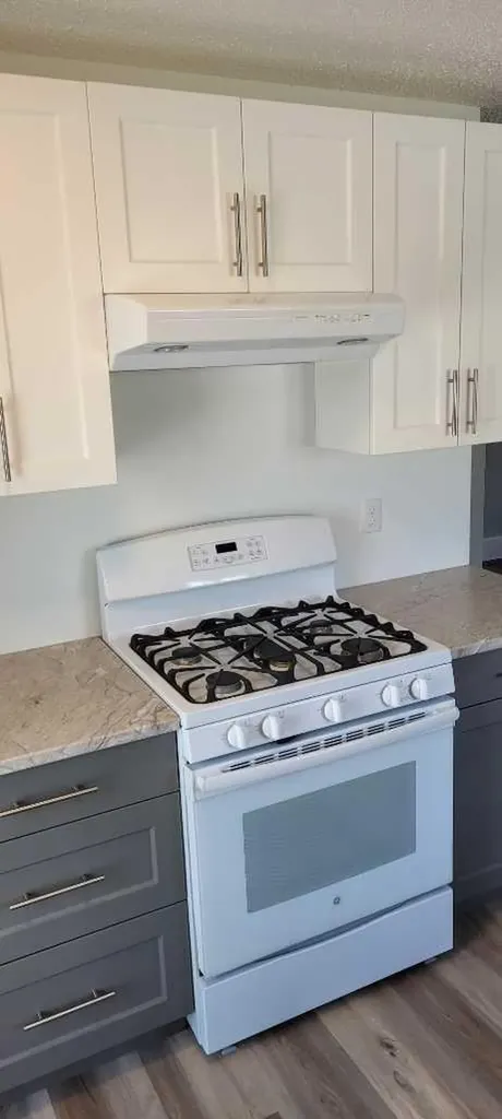 8525 95 Street Grande Prairie AB T8V3E4