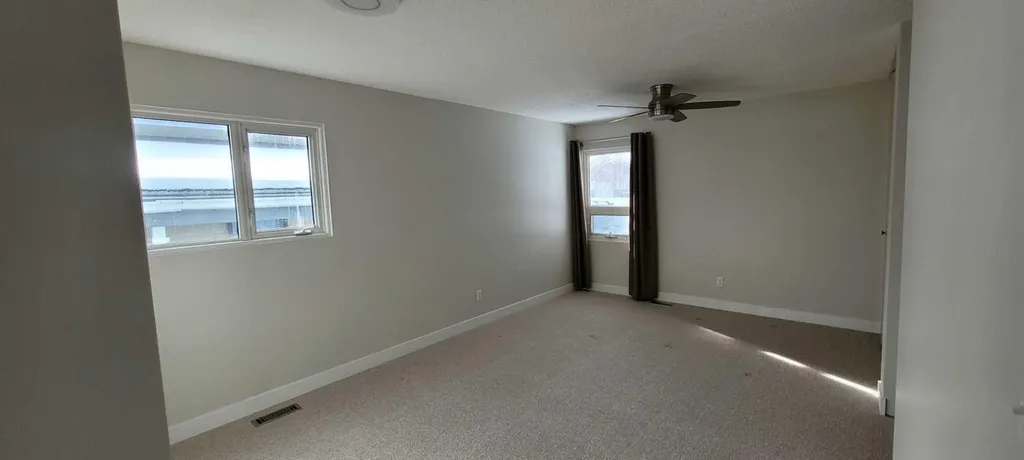 8525 95 Street Grande Prairie AB T8V3E4
