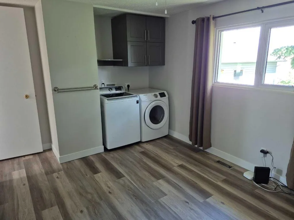 8525 95 Street Grande Prairie AB T8V3E4