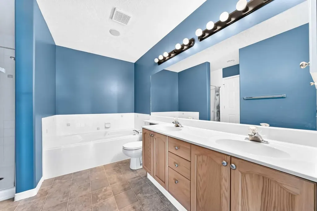 70 Coville Square NE Calgary AB T3K5E4