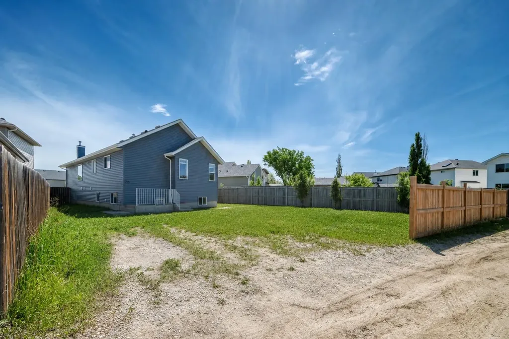 70 Coville Square NE Calgary AB T3K5E4